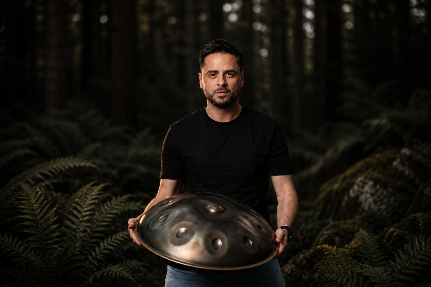 Ilyan with handpan